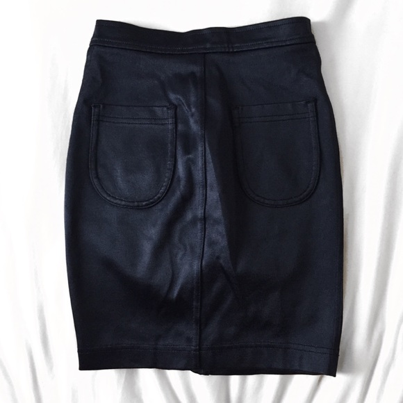 💧 high waisted shiny skirt - Picture 2 of 3